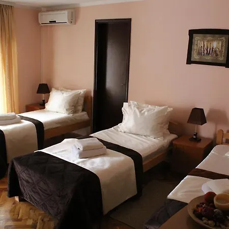 Guest Zone * ניסקה בנז'ה